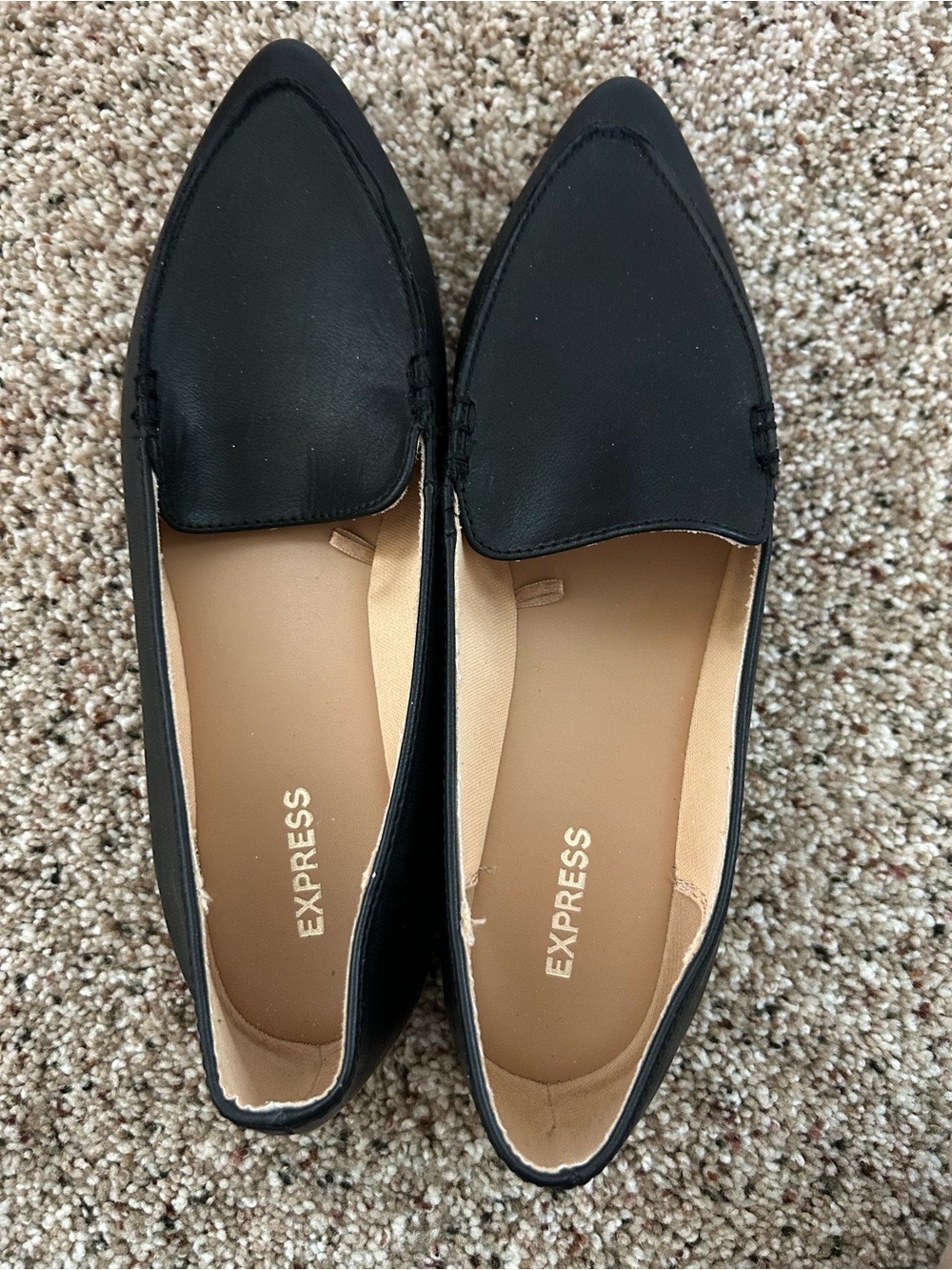 New Without box - Express Black Pointed Toe Flats